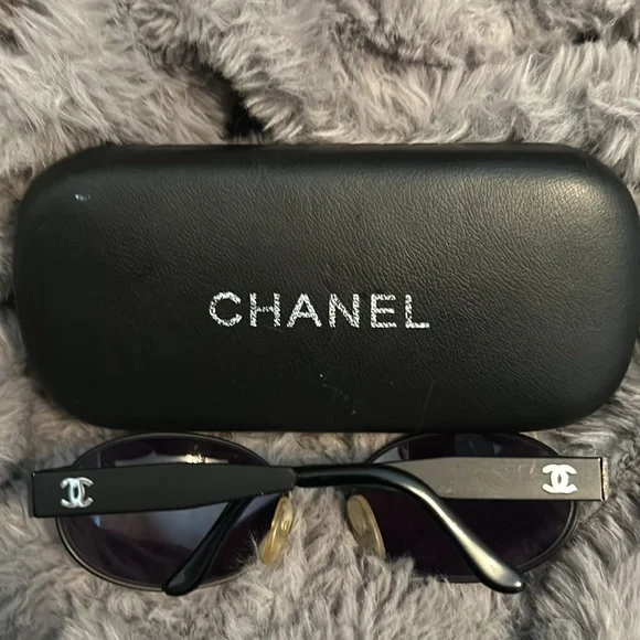 Chanel Sunglasses w/ Case - Picture 2 of 6